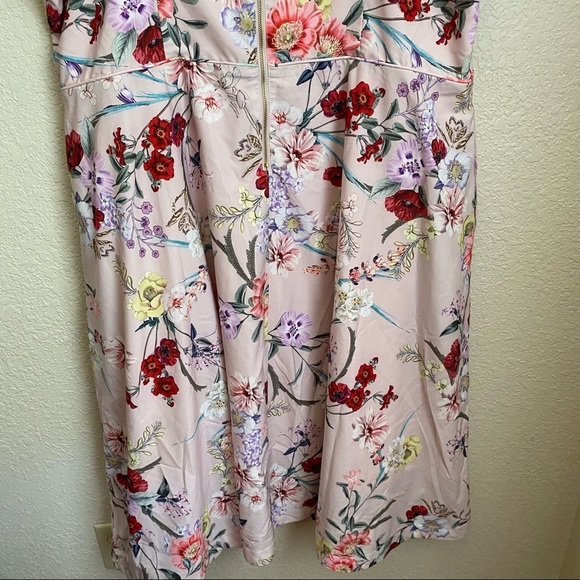 City Chic Blush Floral Daytime Diva Dress size 20 - Picture 5 of 12